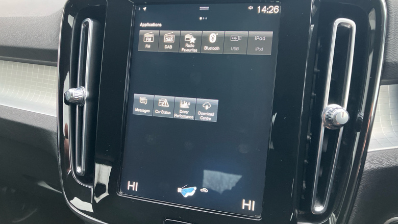 Volvo Xc40 1.5 T3 [163] Momentum 5dr Petrol Estate